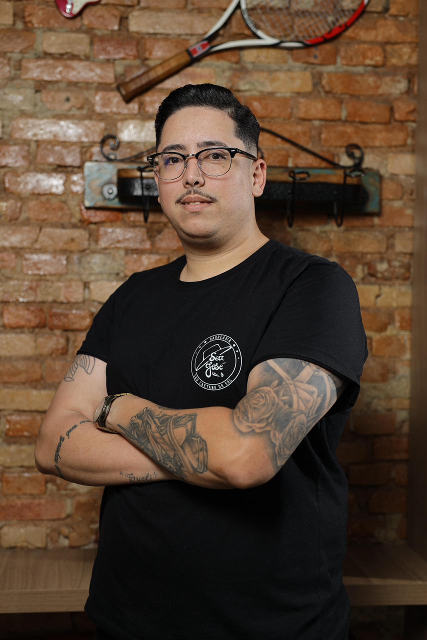 Gilberto, Barber da Barbearia Seu José